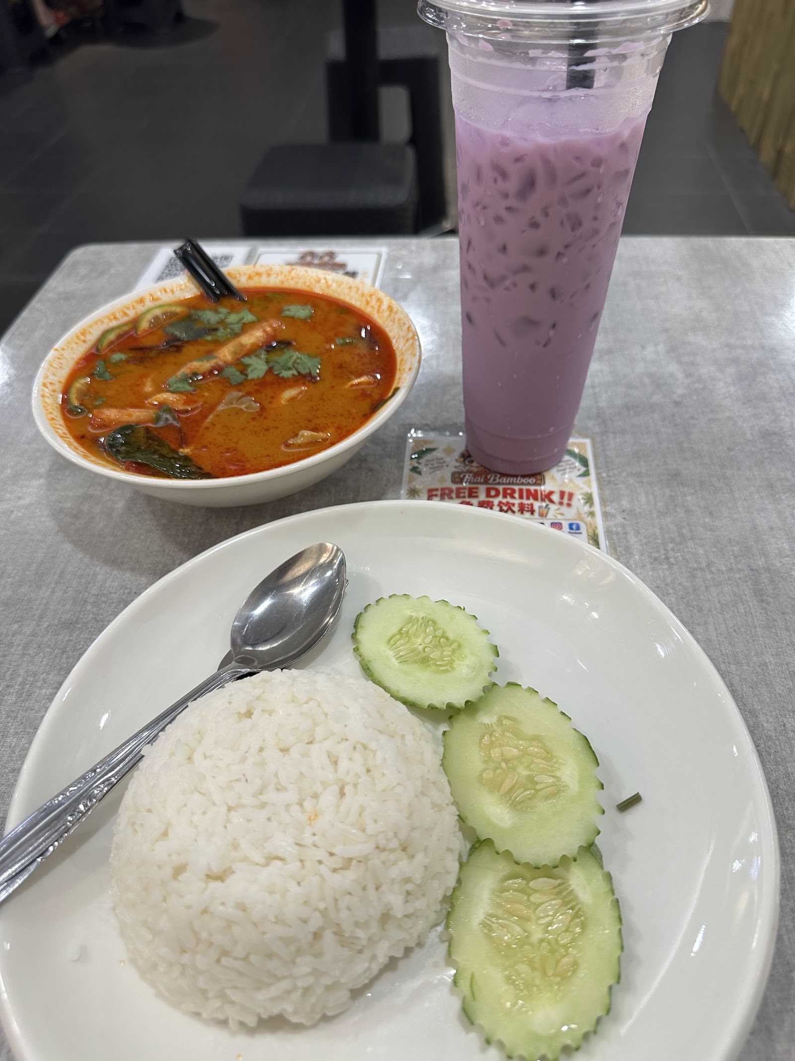 冬阴海鲜汤 Tom Yam Seafood Soup