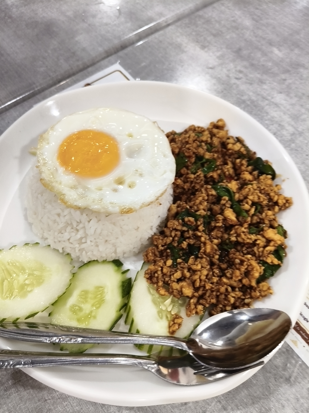 泰式打抛叶饭 Kap Pao Rice